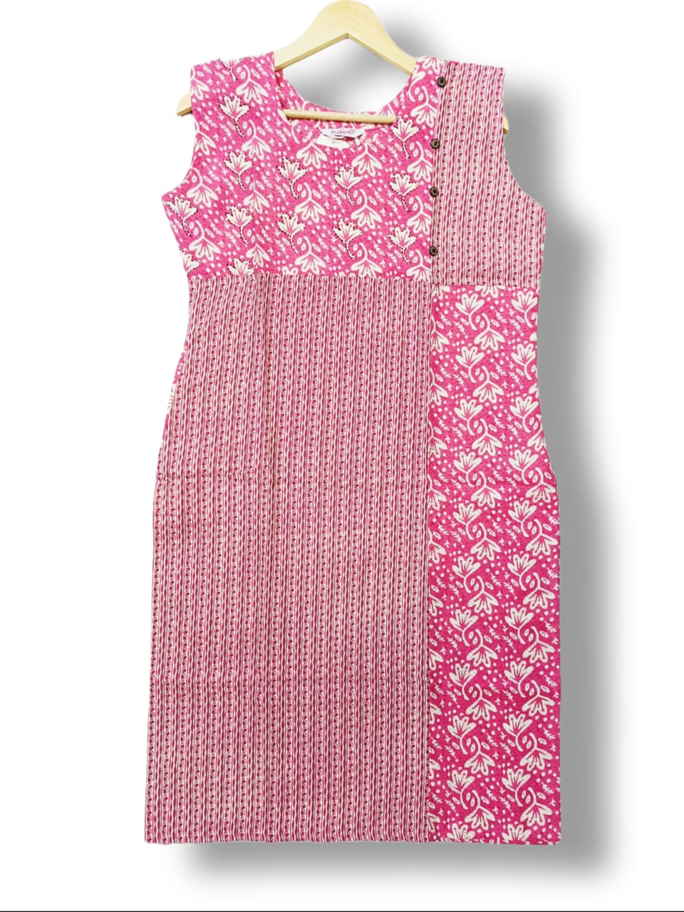 CAPSULE RAYON MIX AND MATCH SLEEVELESS KURTI WITH ATTACHED SLEEVE