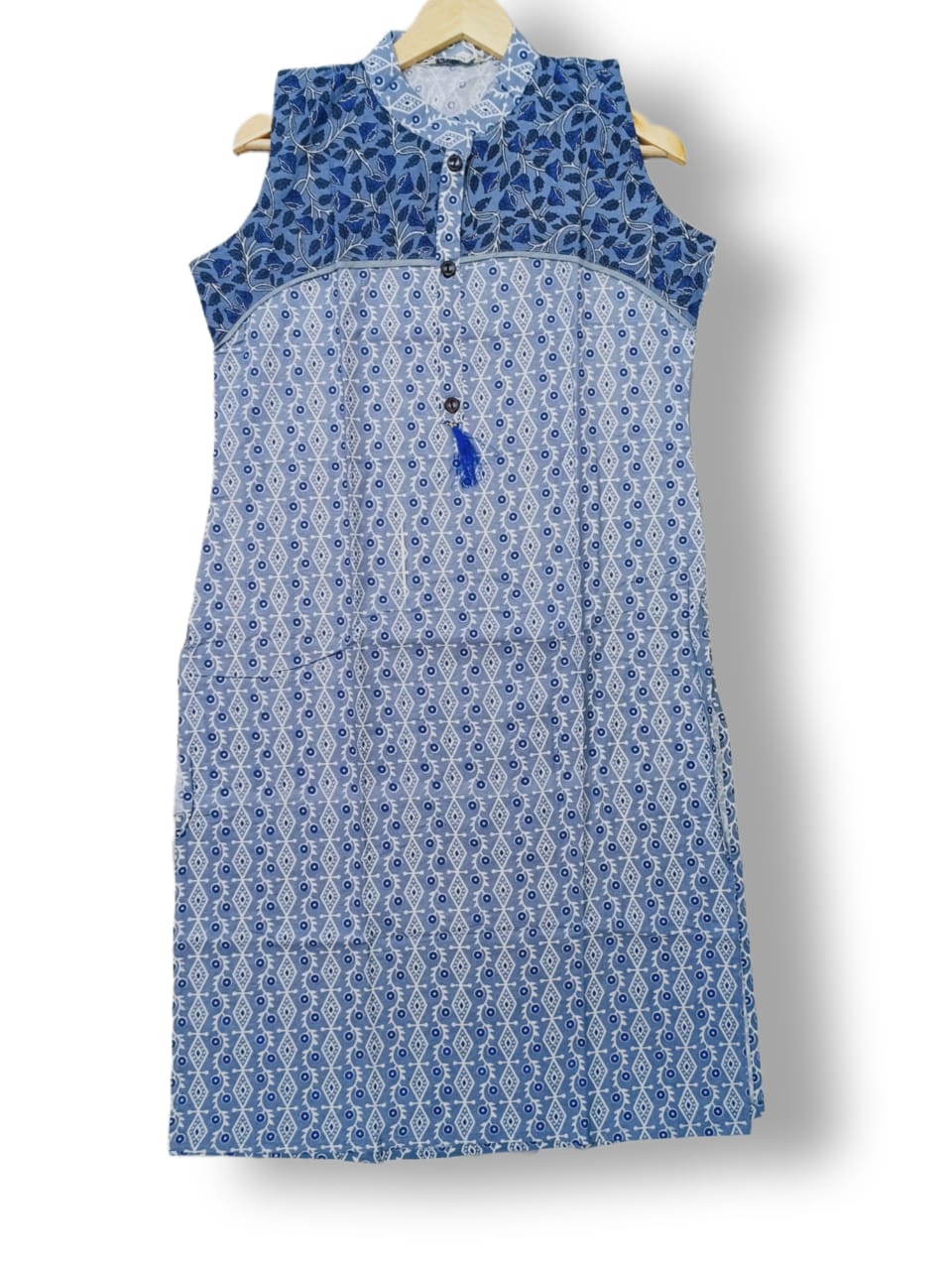 PRINTED COTTON SLEEVELESS KURTI WITH ATTACHED SLEEVES