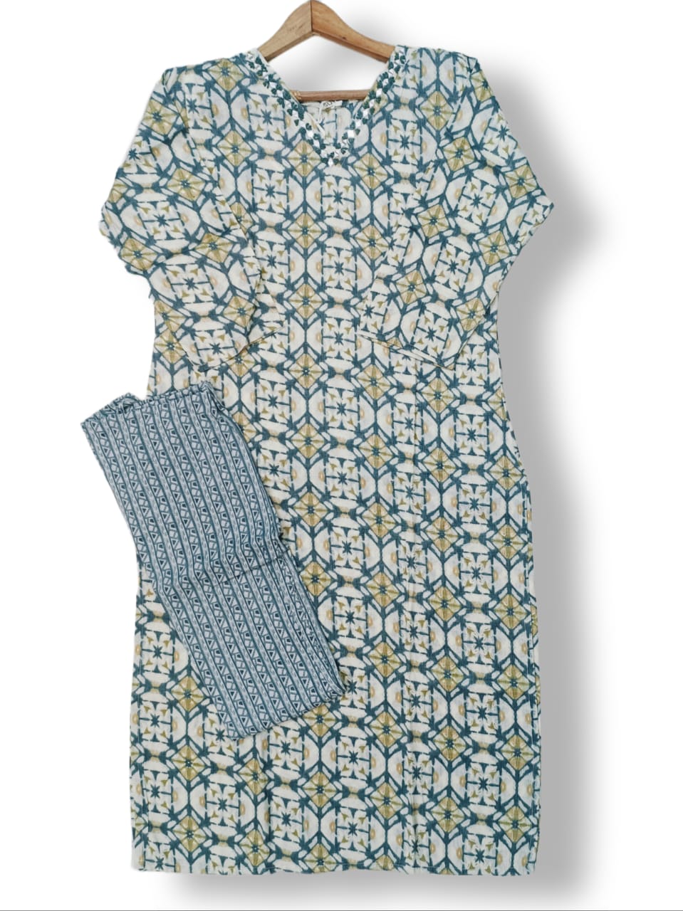 CAPSULE RAYON FANCY KURTI PANT SET