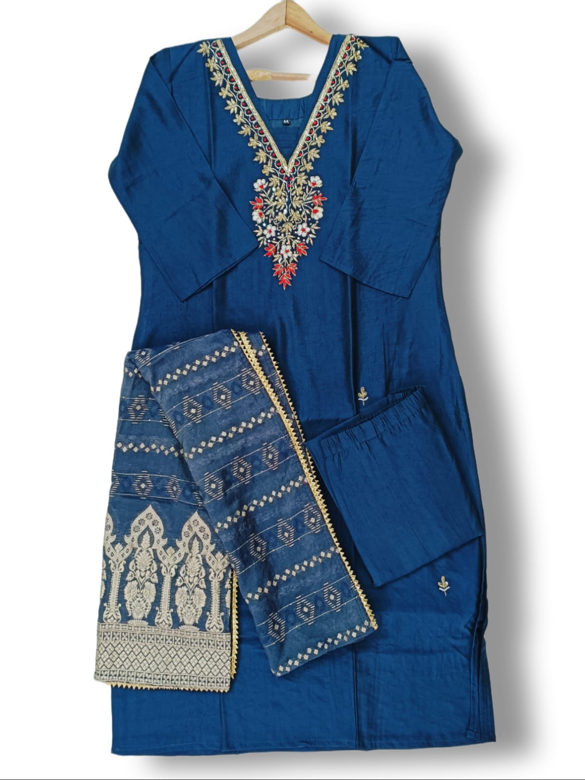 PREMIUM CHANDERI SILK DUPATTA SET WITH HANDWORK