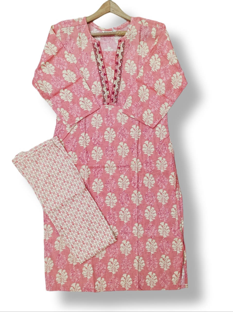 CAPSULE RAYON FANCY KURTI PANT SET