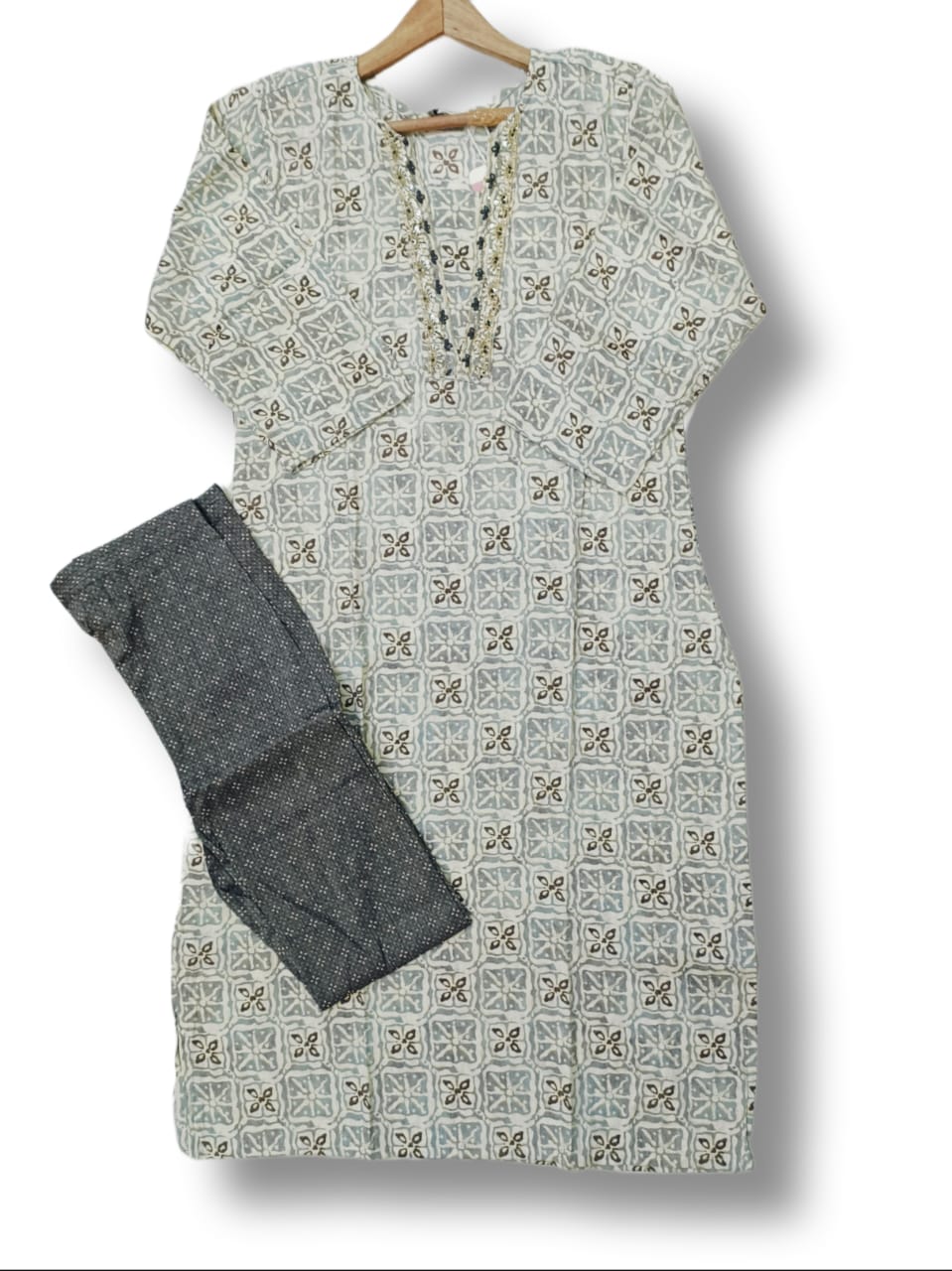 CAPSULE RAYON FANCY KURTI PANT SET