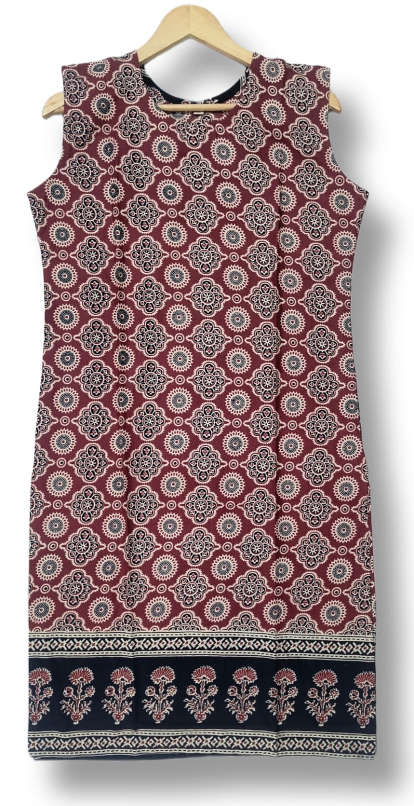 PRINTED COTTON SLEEVLESS KURTI