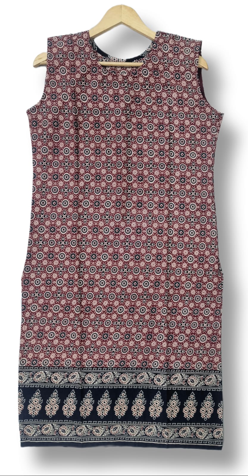 PRINTED COTTON SLEEVLESS KURTI